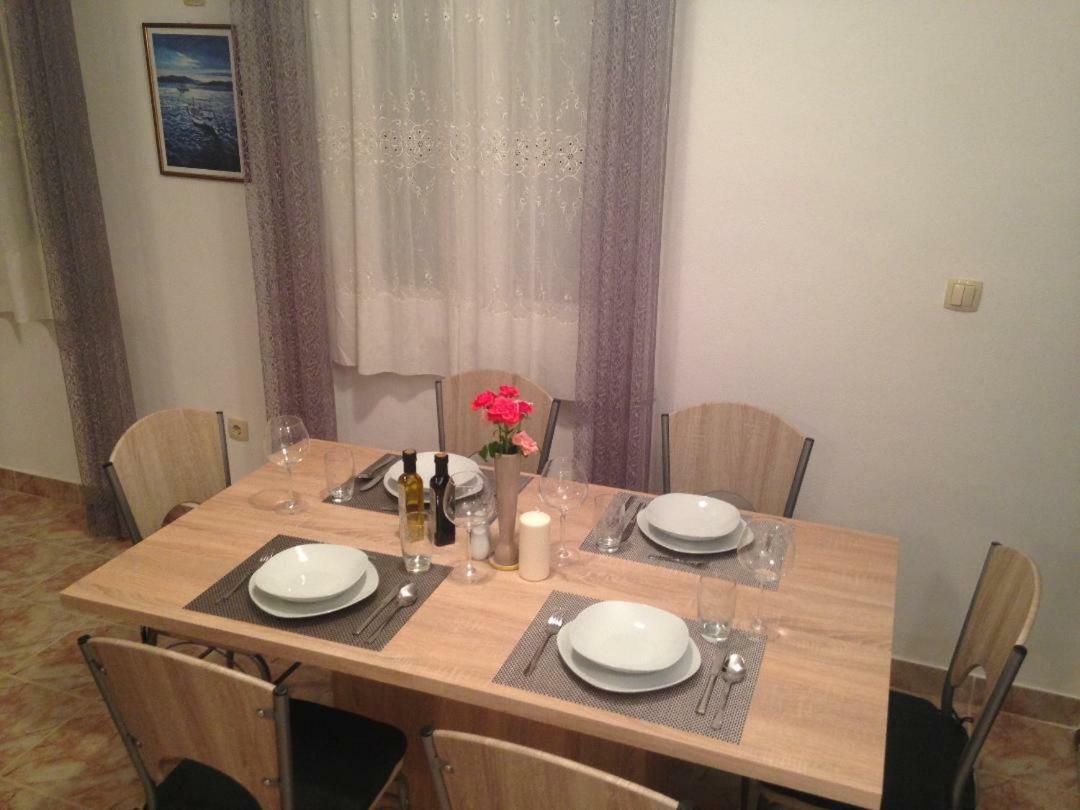 Apartment Dita Kaštela Eksteriør billede